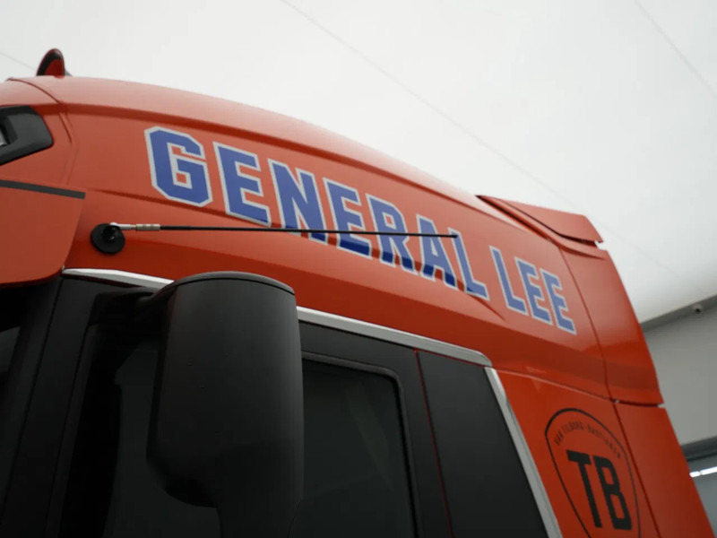 Novi Tegljač DAF XG+ 530 FT SHOWTRUCK FULL AIR PTO PREP SPEAKERS B3 ALARM ''GENERAL LEE'': slika Novi Tegljač DAF XG+ 530 FT SHOWTRUCK FULL AIR PTO PREP SPEAKERS B3 ALARM ''GENERAL LEE''