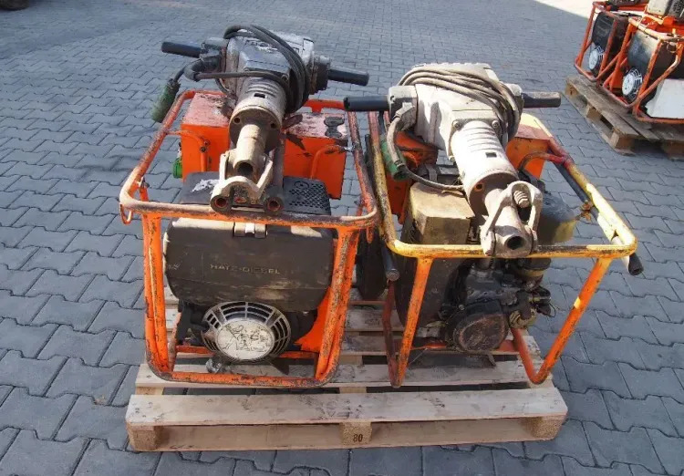 Agregat Bosch 2006 i Młot do kucia - Građevinska oprema: slika Agregat Bosch 2006 i Młot do kucia - Građevinska oprema Agregat Bosch 2006 i Młot do kucia - Građevinska oprema: slika Agregat Bosch 2006 i Młot do kucia - Građevinska oprema