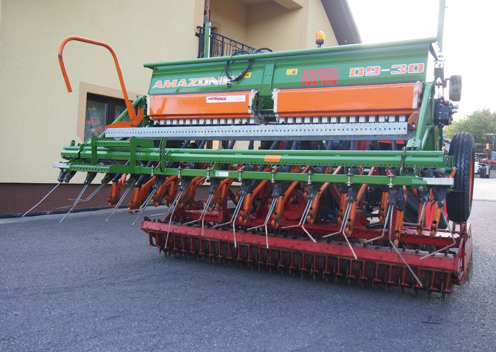 Agregat uprawowo-siewny Amazone HRB 301 I D9-30 2005 Agregat uprawowo siewny KUHN AMAZONE szerokość robocza 3m - Kombajn i sijačica: slika Agregat uprawowo-siewny Amazone HRB 301 I D9-30 2005 Agregat uprawowo siewny KUHN AMAZONE szerokość robocza 3m - Kombajn i sijačica Agregat uprawowo-siewny Amazone HRB 301 I D9-30 2005 Agregat uprawowo siewny KUHN AMAZONE szerokość robocza 3m - Kombajn i sijačica: slika Agregat uprawowo-siewny Amazone HRB 301 I D9-30 2005 Agregat uprawowo siewny KUHN AMAZONE szerokość robocza 3m - Kombajn i sijačica