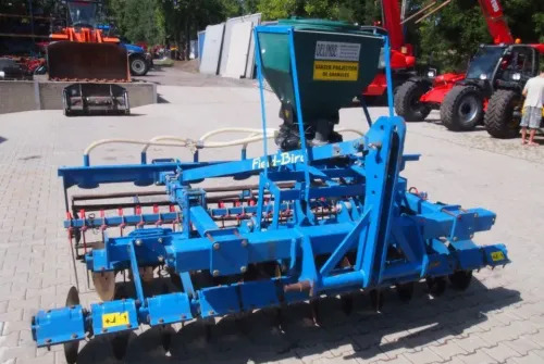 Agregat uprawowo-siewny Rabe Werk 2011 3m brona talerzowa z siewnikiem do poplonów - Kombajn i sijačica: slika Agregat uprawowo-siewny Rabe Werk 2011 3m brona talerzowa z siewnikiem do poplonów - Kombajn i sijačica Agregat uprawowo-siewny Rabe Werk 2011 3m brona talerzowa z siewnikiem do poplonów - Kombajn i sijačica: slika Agregat uprawowo-siewny Rabe Werk 2011 3m brona talerzowa z siewnikiem do poplonów - Kombajn i sijačica