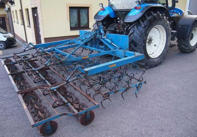 Agregat uprawowy Rabe Werk szerokość robocza 4,7m - Oprema za obradu tla: slika Agregat uprawowy Rabe Werk szerokość robocza 4,7m - Oprema za obradu tla Agregat uprawowy Rabe Werk szerokość robocza 4,7m - Oprema za obradu tla: slika Agregat uprawowy Rabe Werk szerokość robocza 4,7m - Oprema za obradu tla