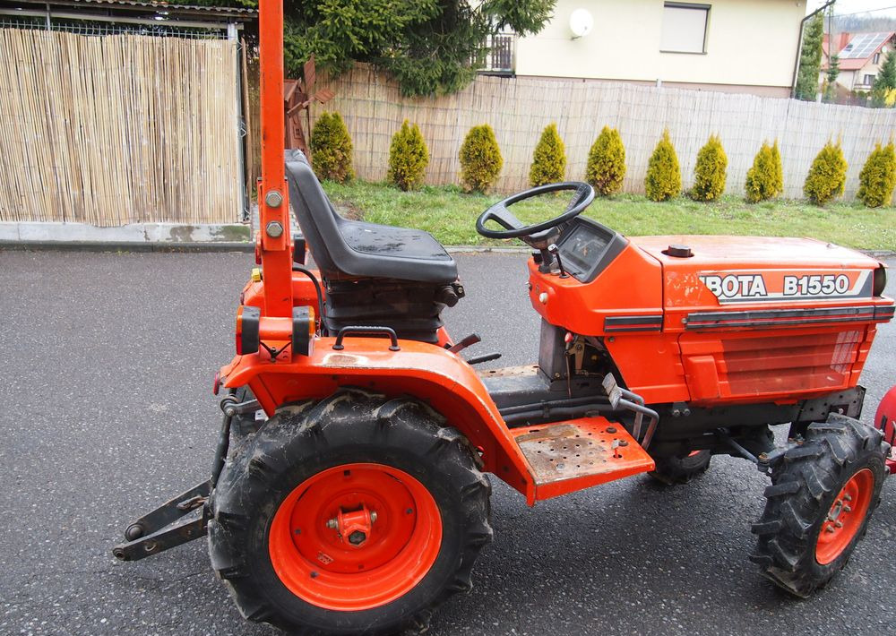 Ciągnik Kubota B1550 1994 traktorek KUBOTA 4x4 19KM - Traktor: slika Ciągnik Kubota B1550 1994 traktorek KUBOTA 4x4 19KM - Traktor Ciągnik Kubota B1550 1994 traktorek KUBOTA 4x4 19KM - Traktor: slika Ciągnik Kubota B1550 1994 traktorek KUBOTA 4x4 19KM - Traktor