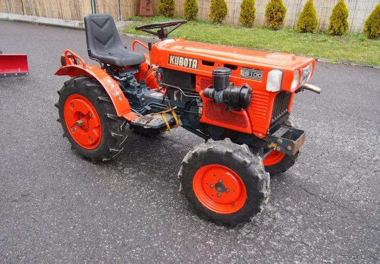 Ciągnik Kubota B6100 1995 4x4 - Traktor: slika Ciągnik Kubota B6100 1995 4x4 - Traktor Ciągnik Kubota B6100 1995 4x4 - Traktor: slika Ciągnik Kubota B6100 1995 4x4 - Traktor
