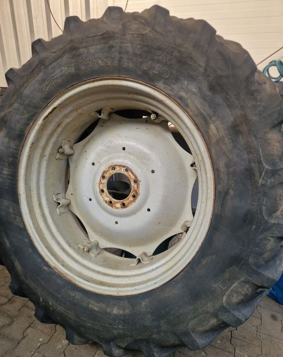 Części do Ciągnika Massey Ferguson MF 3000, 6000 Koła tylne 18,4R38 do ciągnika MF - Kompletan kotač za Poljoprivredni strojevi: slika Części do Ciągnika Massey Ferguson MF 3000, 6000 Koła tylne 18,4R38 do ciągnika MF - Kompletan kotač za Poljoprivredni strojevi Części do Ciągnika Massey Ferguson MF 3000, 6000 Koła tylne 18,4R38 do ciągnika MF - Kompletan kotač za Poljoprivredni strojevi: slika Części do Ciągnika Massey Ferguson MF 3000, 6000 Koła tylne 18,4R38 do ciągnika MF - Kompletan kotač za Poljoprivredni strojevi