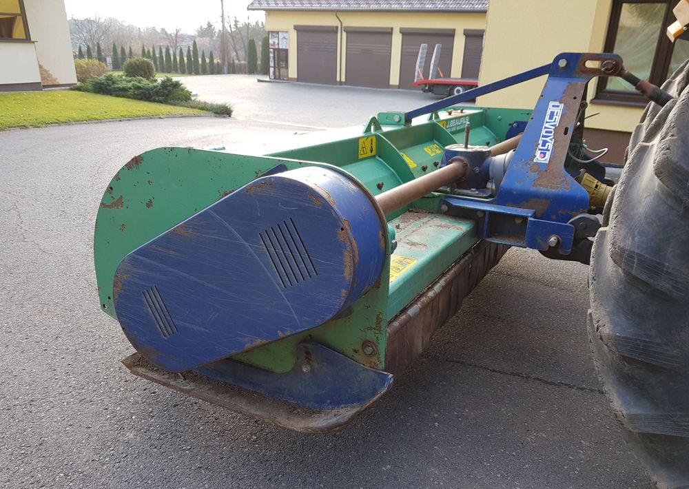 Kosiarka bijakowa Desvoys BH DR4 2011 - Malčer sa čekićima: slika Kosiarka bijakowa Desvoys BH DR4 2011 - Malčer sa čekićima Kosiarka bijakowa Desvoys BH DR4 2011 - Malčer sa čekićima: slika Kosiarka bijakowa Desvoys BH DR4 2011 - Malčer sa čekićima