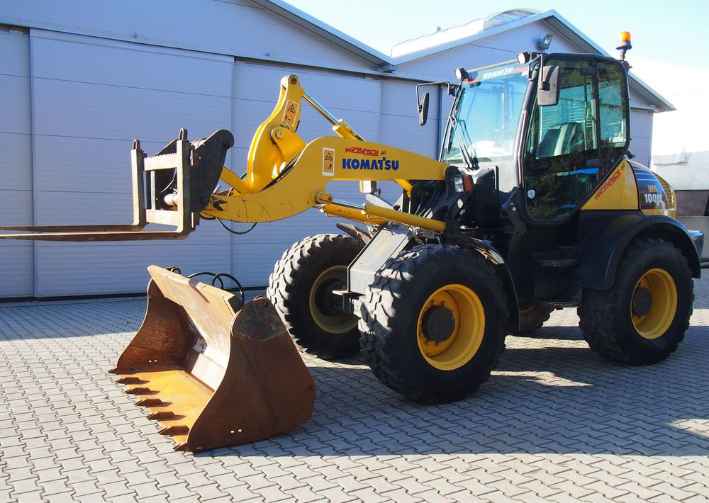 Ładowarka Komatsu WA100M 2007 Ładowarka Komatsu - Utovarivač na kotačima: slika Ładowarka Komatsu WA100M 2007 Ładowarka Komatsu - Utovarivač na kotačima Ładowarka Komatsu WA100M 2007 Ładowarka Komatsu - Utovarivač na kotačima: slika Ładowarka Komatsu WA100M 2007 Ładowarka Komatsu - Utovarivač na kotačima
