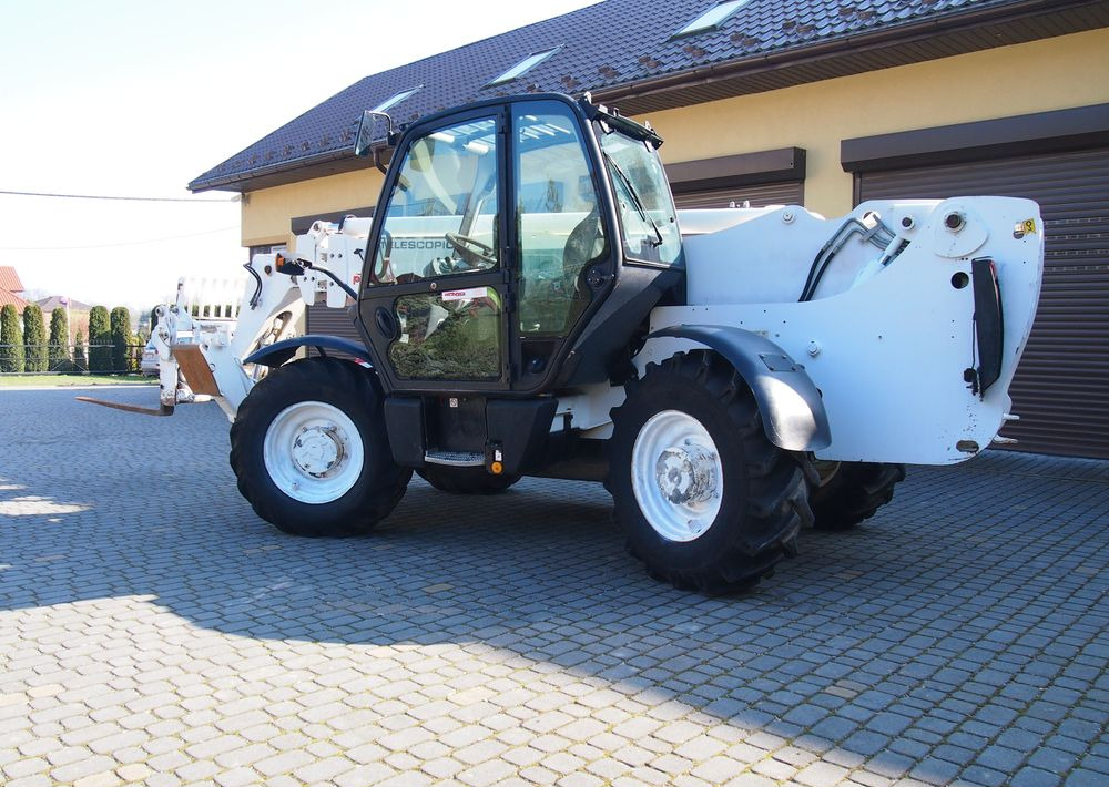 Ładowarka teleskopowa JCB JCB 535-125 2007 Ładowarka teleskopowa 12,5m - Teleskopski rukovatelj: slika Ładowarka teleskopowa JCB JCB 535-125 2007 Ładowarka teleskopowa 12,5m - Teleskopski rukovatelj Ładowarka teleskopowa JCB JCB 535-125 2007 Ładowarka teleskopowa 12,5m - Teleskopski rukovatelj: slika Ładowarka teleskopowa JCB JCB 535-125 2007 Ładowarka teleskopowa 12,5m - Teleskopski rukovatelj