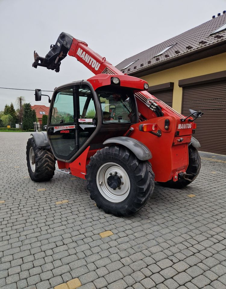 Ładowarka teleskopowa Manitou MLT 735-120 LSU 2012 Ładowarka teleskopowa Manitou MLT 735-120 LSU - Teleskopski rukovatelj: slika Ładowarka teleskopowa Manitou MLT 735-120 LSU 2012 Ładowarka teleskopowa Manitou MLT 735-120 LSU - Teleskopski rukovatelj Ładowarka teleskopowa Manitou MLT 735-120 LSU 2012 Ładowarka teleskopowa Manitou MLT 735-120 LSU - Teleskopski rukovatelj: slika Ładowarka teleskopowa Manitou MLT 735-120 LSU 2012 Ładowarka teleskopowa Manitou MLT 735-120 LSU - Teleskopski rukovatelj