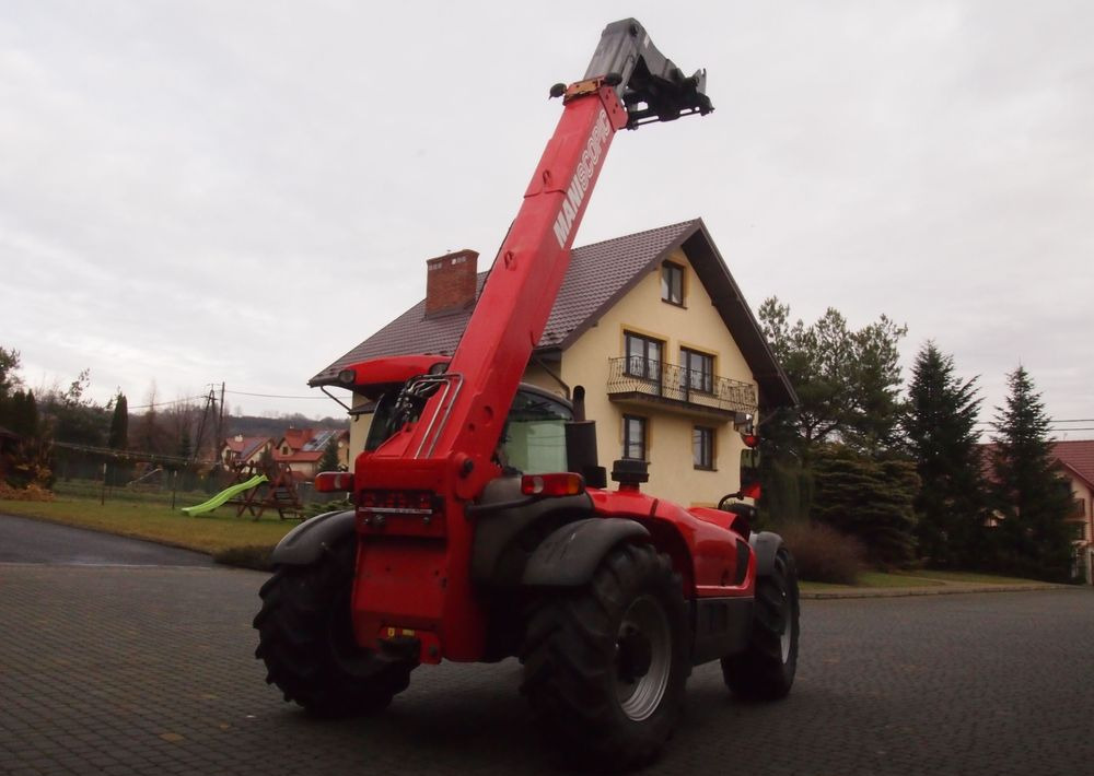 Ładowarka teleskopowa Manitou MLT 735-120LSU 2012 Manitou Silnik Mercedes - Teleskopski rukovatelj: slika Ładowarka teleskopowa Manitou MLT 735-120LSU 2012 Manitou Silnik Mercedes - Teleskopski rukovatelj Ładowarka teleskopowa Manitou MLT 735-120LSU 2012 Manitou Silnik Mercedes - Teleskopski rukovatelj: slika Ładowarka teleskopowa Manitou MLT 735-120LSU 2012 Manitou Silnik Mercedes - Teleskopski rukovatelj