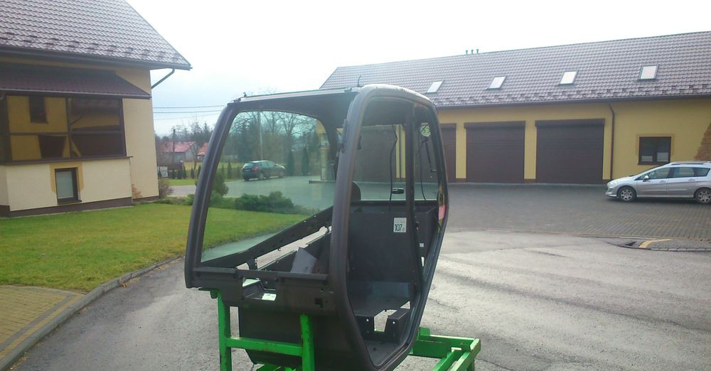 Ładowarka teleskopowa Manitou MT, MLT 2005 Kabina do Manitou - Kabina za Oprema za rukovanje materijalima: slika Ładowarka teleskopowa Manitou MT, MLT 2005 Kabina do Manitou - Kabina za Oprema za rukovanje materijalima Ładowarka teleskopowa Manitou MT, MLT 2005 Kabina do Manitou - Kabina za Oprema za rukovanje materijalima: slika Ładowarka teleskopowa Manitou MT, MLT 2005 Kabina do Manitou - Kabina za Oprema za rukovanje materijalima