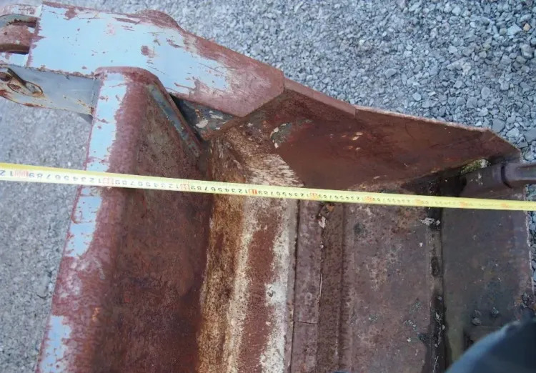 Utovarna korpa Łyżka do ładowarki otwierana hydraulicznie    2,1m: slika Utovarna korpa Łyżka do ładowarki otwierana hydraulicznie    2,1m