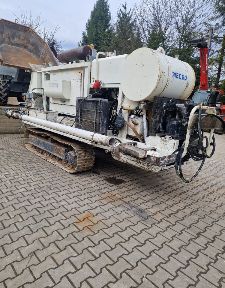 Pompa do betonu Mecbo CAR TCACK P6.80 APV/DI 90bar 2007 Pompa do betonu MECBO P6.80 na gąsienicach - Stacionarna pumpa za beton: slika Pompa do betonu Mecbo CAR TCACK P6.80 APV/DI 90bar 2007 Pompa do betonu MECBO P6.80 na gąsienicach - Stacionarna pumpa za beton Pompa do betonu Mecbo CAR TCACK P6.80 APV/DI 90bar 2007 Pompa do betonu MECBO P6.80 na gąsienicach - Stacionarna pumpa za beton: slika Pompa do betonu Mecbo CAR TCACK P6.80 APV/DI 90bar 2007 Pompa do betonu MECBO P6.80 na gąsienicach - Stacionarna pumpa za beton