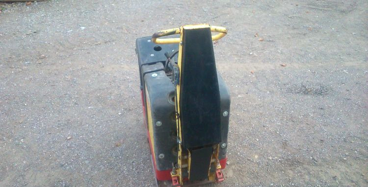 Ubijarka Dynapac LH 300 2006 - Vibro ploča: slika Ubijarka Dynapac LH 300 2006 - Vibro ploča Ubijarka Dynapac LH 300 2006 - Vibro ploča: slika Ubijarka Dynapac LH 300 2006 - Vibro ploča