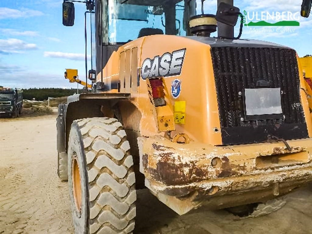 Case 721 F - Utovarivač na kotačima: slika Case 721 F - Utovarivač na kotačima Case 721 F - Utovarivač na kotačima: slika Case 721 F - Utovarivač na kotačima