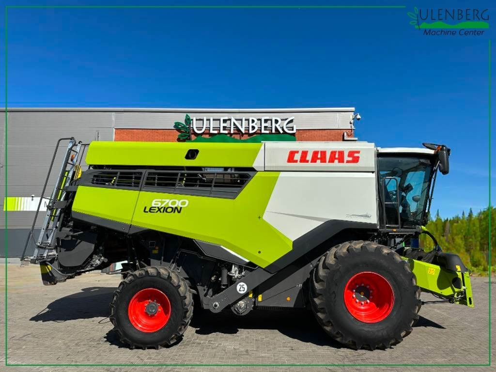 Novi Kombajn za žetvu Claas Lexion 6700: slika Novi Kombajn za žetvu Claas Lexion 6700
