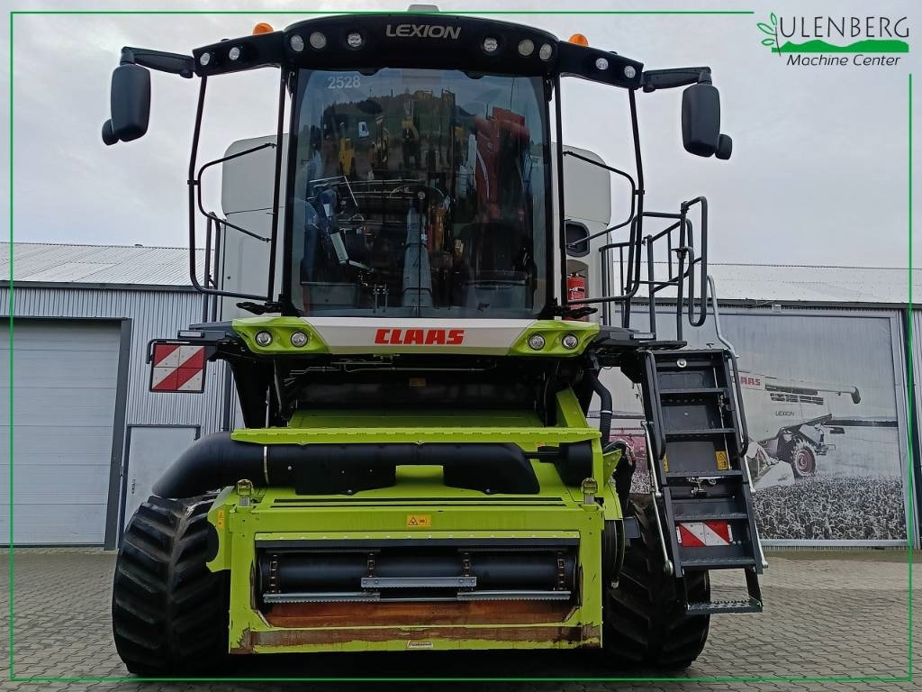 Claas Lexion 8800 TT - Kombajn za žetvu: slika Claas Lexion 8800 TT - Kombajn za žetvu Claas Lexion 8800 TT - Kombajn za žetvu: slika Claas Lexion 8800 TT - Kombajn za žetvu
