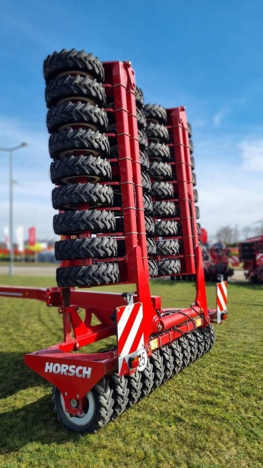 Zakup Horsch Optipack 12 AS  Horsch Optipack 12 AS: slika Zakup Horsch Optipack 12 AS  Horsch Optipack 12 AS