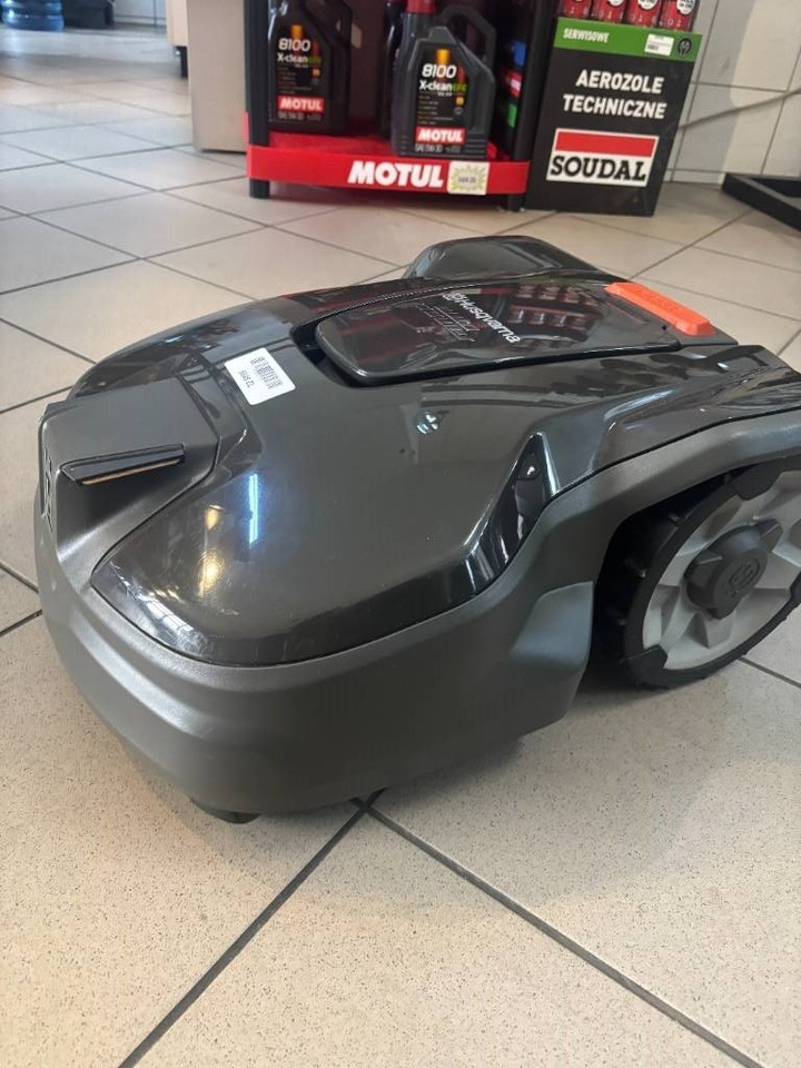 Husqvarna Automower 310 - Vrtna kosilica: slika Husqvarna Automower 310 - Vrtna kosilica Husqvarna Automower 310 - Vrtna kosilica: slika Husqvarna Automower 310 - Vrtna kosilica