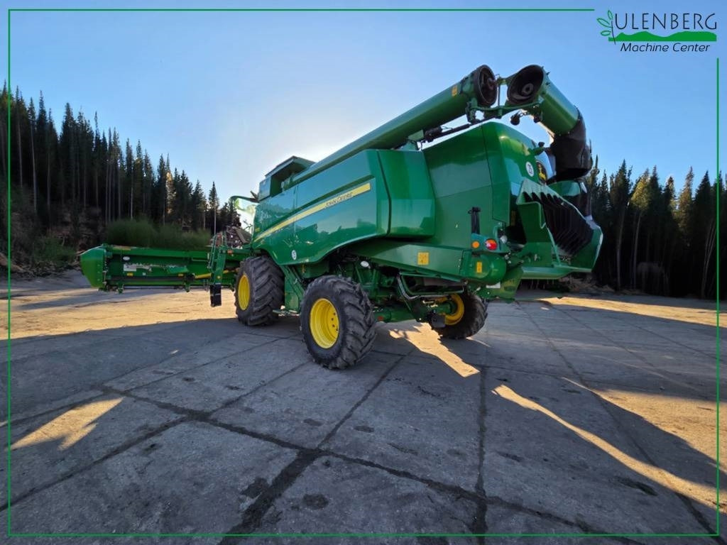 John Deere T 670 i - Kombajn za žetvu: slika John Deere T 670 i - Kombajn za žetvu John Deere T 670 i - Kombajn za žetvu: slika John Deere T 670 i - Kombajn za žetvu