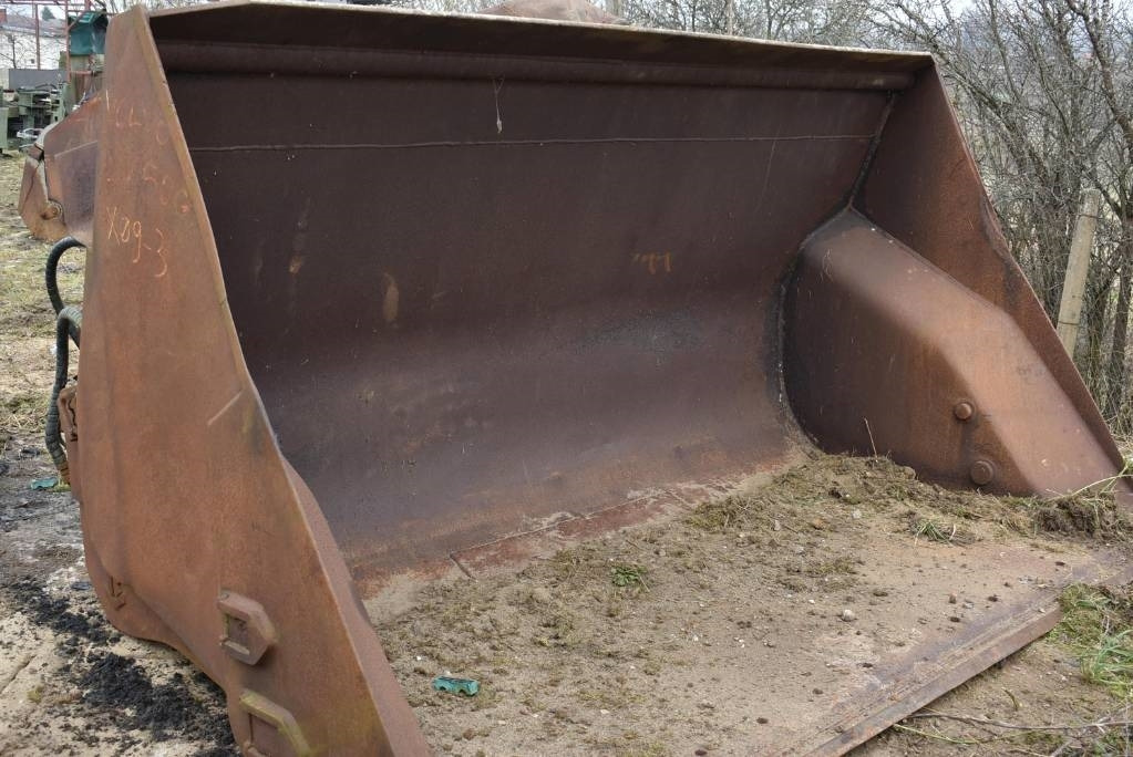 Lyzki do zaladunku do ladowarki VOLVO - Korpa za Građevinski strojevi: slika Lyzki do zaladunku do ladowarki VOLVO - Korpa za Građevinski strojevi Lyzki do zaladunku do ladowarki VOLVO - Korpa za Građevinski strojevi: slika Lyzki do zaladunku do ladowarki VOLVO - Korpa za Građevinski strojevi