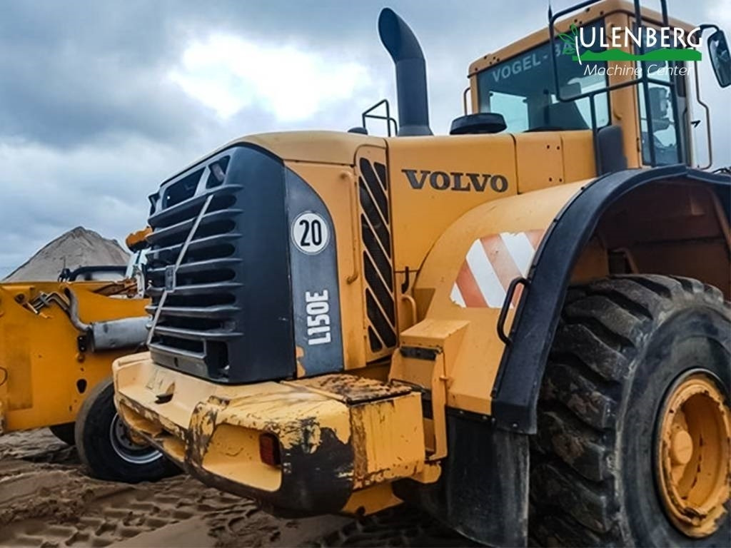 Volvo L 150 E - Utovarivač na kotačima: slika Volvo L 150 E - Utovarivač na kotačima Volvo L 150 E - Utovarivač na kotačima: slika Volvo L 150 E - Utovarivač na kotačima