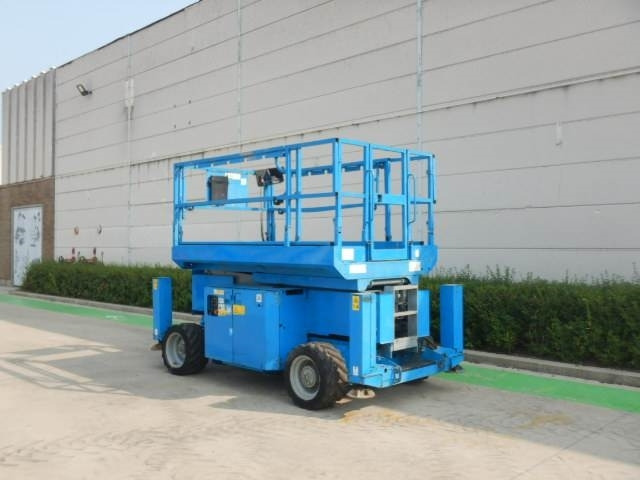 Genie GS2669RT - Škarasta podizna platforma: slika Genie GS2669RT - Škarasta podizna platforma Genie GS2669RT - Škarasta podizna platforma: slika Genie GS2669RT - Škarasta podizna platforma