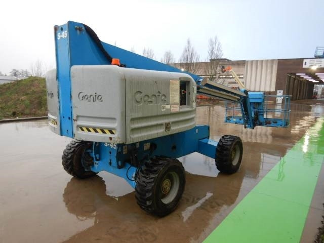 Genie S45 - Teleskopski krak: slika Genie S45 - Teleskopski krak Genie S45 - Teleskopski krak: slika Genie S45 - Teleskopski krak