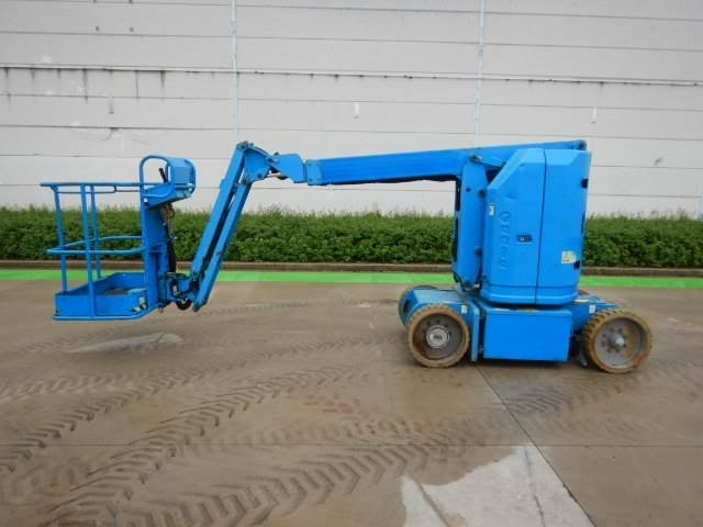 Genie Z30-20N - Zglobni krak: slika Genie Z30-20N - Zglobni krak Genie Z30-20N - Zglobni krak: slika Genie Z30-20N - Zglobni krak