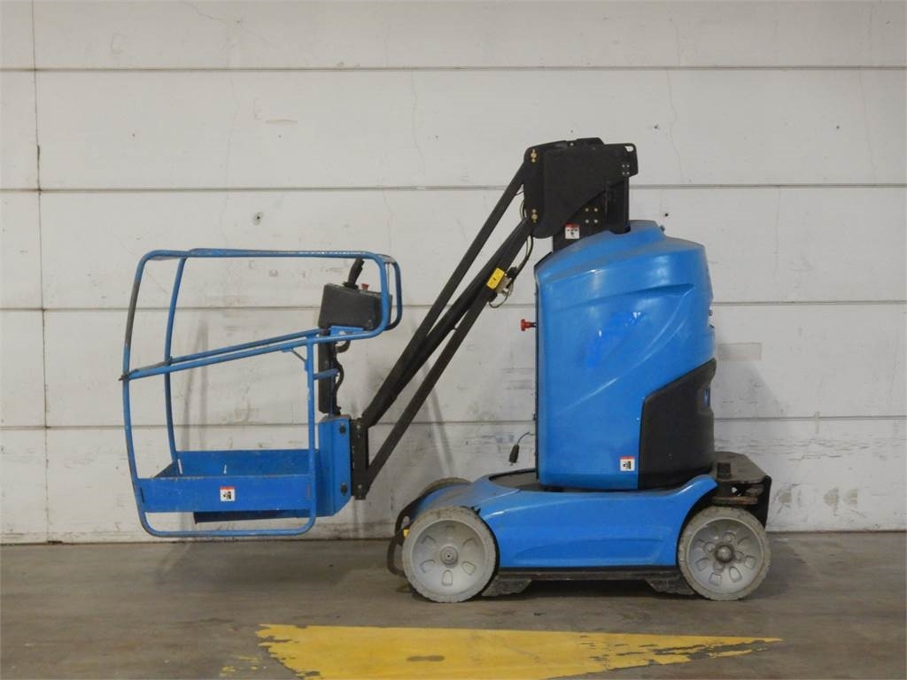 Manitou 100VJR - Platforma za podizanje stupa u okomitom položaju: slika Manitou 100VJR - Platforma za podizanje stupa u okomitom položaju Manitou 100VJR - Platforma za podizanje stupa u okomitom položaju: slika Manitou 100VJR - Platforma za podizanje stupa u okomitom položaju