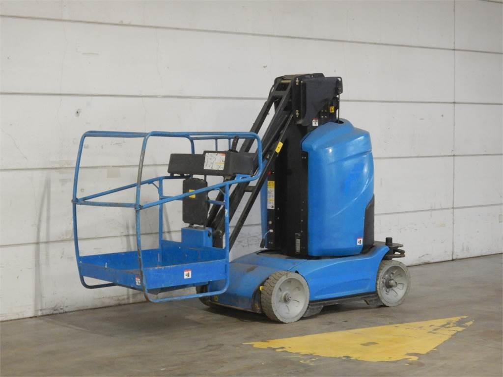 Manitou 100VJR - Platforma za podizanje stupa u okomitom položaju: slika Manitou 100VJR - Platforma za podizanje stupa u okomitom položaju Manitou 100VJR - Platforma za podizanje stupa u okomitom položaju: slika Manitou 100VJR - Platforma za podizanje stupa u okomitom položaju