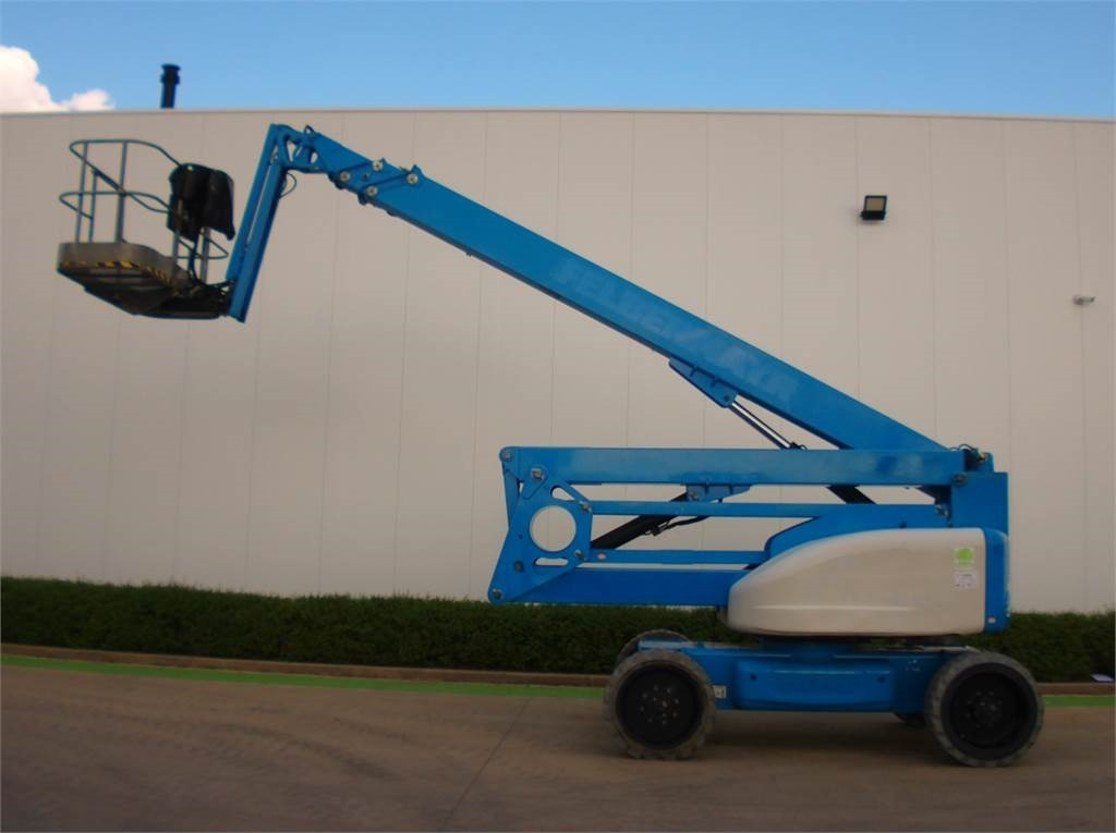 Niftylift HR28 - Zglobni krak: slika Niftylift HR28 - Zglobni krak Niftylift HR28 - Zglobni krak: slika Niftylift HR28 - Zglobni krak