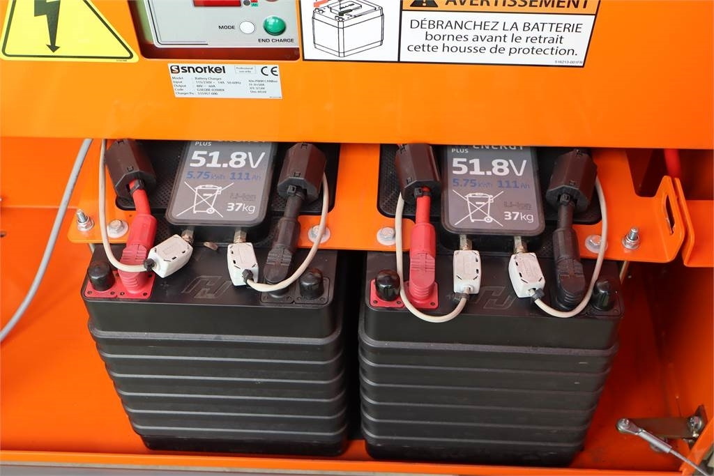 Snorkel S3370RTE - Škarasta podizna platforma: slika Snorkel S3370RTE - Škarasta podizna platforma Snorkel S3370RTE - Škarasta podizna platforma: slika Snorkel S3370RTE - Škarasta podizna platforma