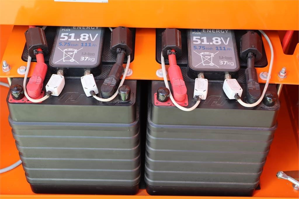 Snorkel S3970RTE - Škarasta podizna platforma: slika Snorkel S3970RTE - Škarasta podizna platforma Snorkel S3970RTE - Škarasta podizna platforma: slika Snorkel S3970RTE - Škarasta podizna platforma