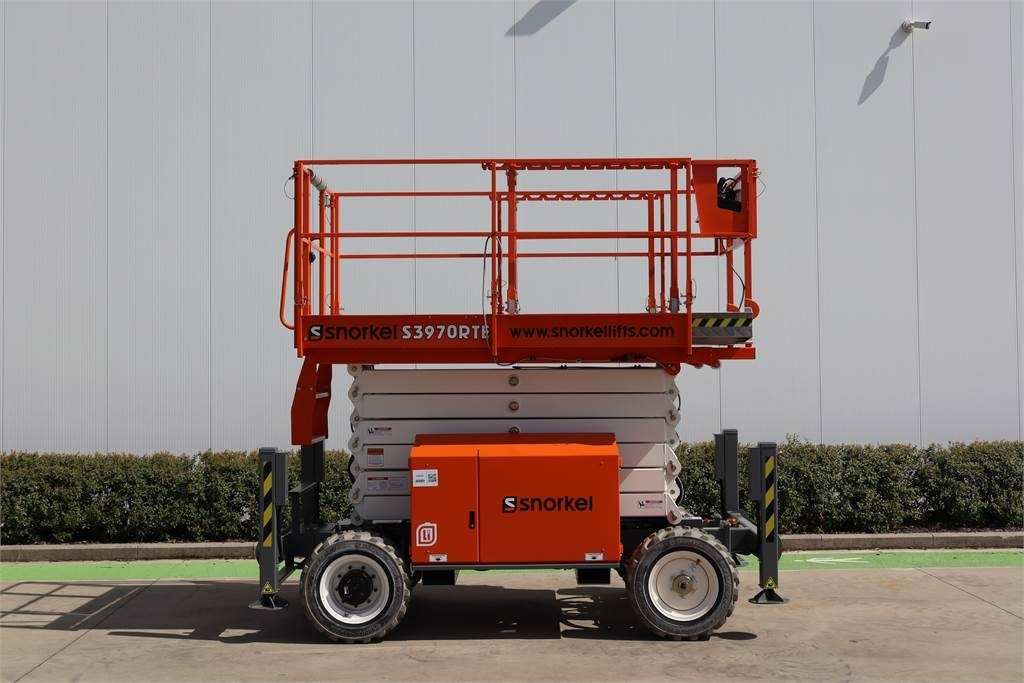 Snorkel S3970RTE - Škarasta podizna platforma: slika Snorkel S3970RTE - Škarasta podizna platforma Snorkel S3970RTE - Škarasta podizna platforma: slika Snorkel S3970RTE - Škarasta podizna platforma