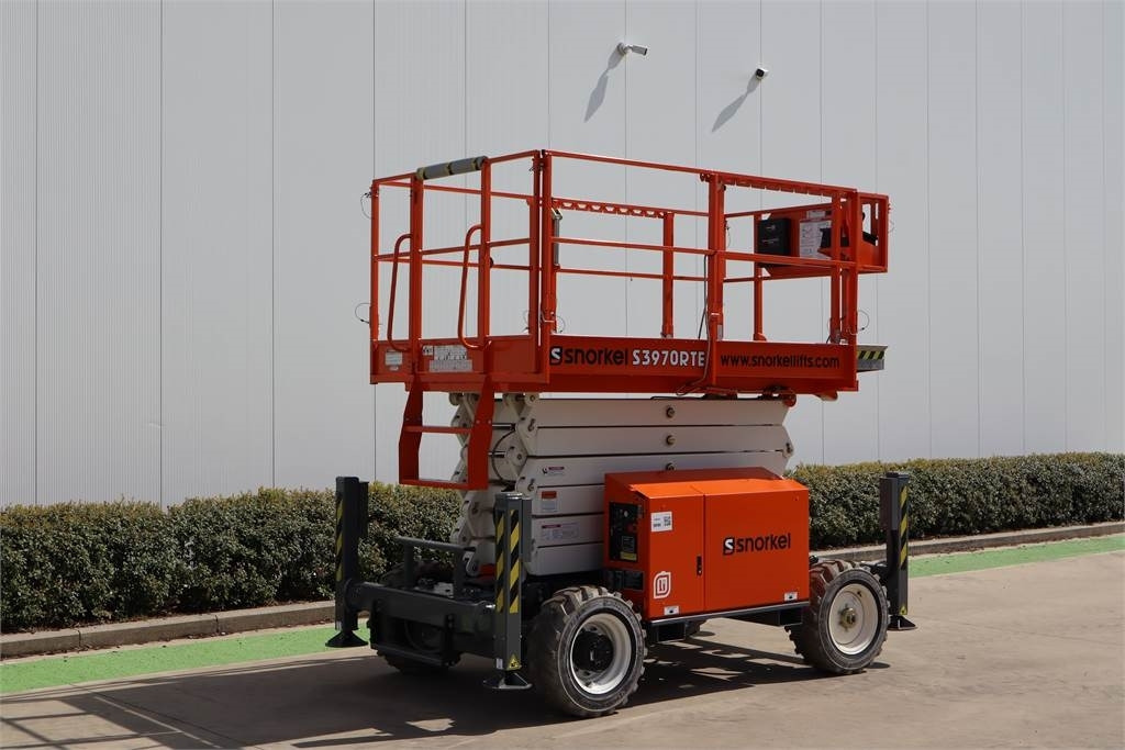 Snorkel S3970RTE - Škarasta podizna platforma: slika Snorkel S3970RTE - Škarasta podizna platforma Snorkel S3970RTE - Škarasta podizna platforma: slika Snorkel S3970RTE - Škarasta podizna platforma