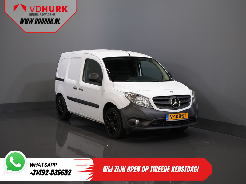 Mercedes-Benz Citan 108 CDI LMV/ Cruise/ PDC/ Airco/ Bluetooth - Mali kombi: slika Mercedes-Benz Citan 108 CDI LMV/ Cruise/ PDC/ Airco/ Bluetooth - Mali kombi Mercedes-Benz Citan 108 CDI LMV/ Cruise/ PDC/ Airco/ Bluetooth - Mali kombi: slika Mercedes-Benz Citan 108 CDI LMV/ Cruise/ PDC/ Airco/ Bluetooth - Mali kombi