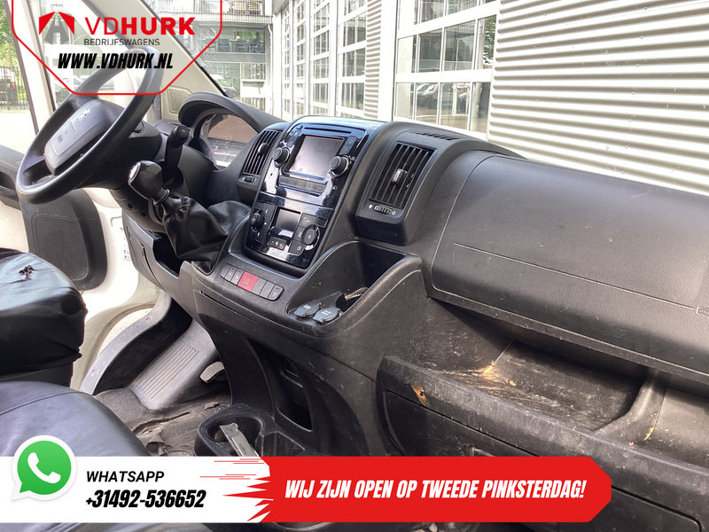 Peugeot Boxer 2.0 HDI 130 pk L2H2 EXPORT ONLY Gev.Stoel/ Climate/ Navi/ Camera/ Cruise/ Trekhaak - Mali kombi: slika Peugeot Boxer 2.0 HDI 130 pk L2H2 EXPORT ONLY Gev.Stoel/ Climate/ Navi/ Camera/ Cruise/ Trekhaak - Mali kombi Peugeot Boxer 2.0 HDI 130 pk L2H2 EXPORT ONLY Gev.Stoel/ Climate/ Navi/ Camera/ Cruise/ Trekhaak - Mali kombi: slika Peugeot Boxer 2.0 HDI 130 pk L2H2 EXPORT ONLY Gev.Stoel/ Climate/ Navi/ Camera/ Cruise/ Trekhaak - Mali kombi