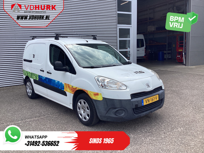 Peugeot Partner 1.6 HDI 90 pk EXPORT ONLY NL Auto/ 3Pers./ Airco/ Dakdragers/ Inrichting - Mali kombi: slika Peugeot Partner 1.6 HDI 90 pk EXPORT ONLY NL Auto/ 3Pers./ Airco/ Dakdragers/ Inrichting - Mali kombi Peugeot Partner 1.6 HDI 90 pk EXPORT ONLY NL Auto/ 3Pers./ Airco/ Dakdragers/ Inrichting - Mali kombi: slika Peugeot Partner 1.6 HDI 90 pk EXPORT ONLY NL Auto/ 3Pers./ Airco/ Dakdragers/ Inrichting - Mali kombi