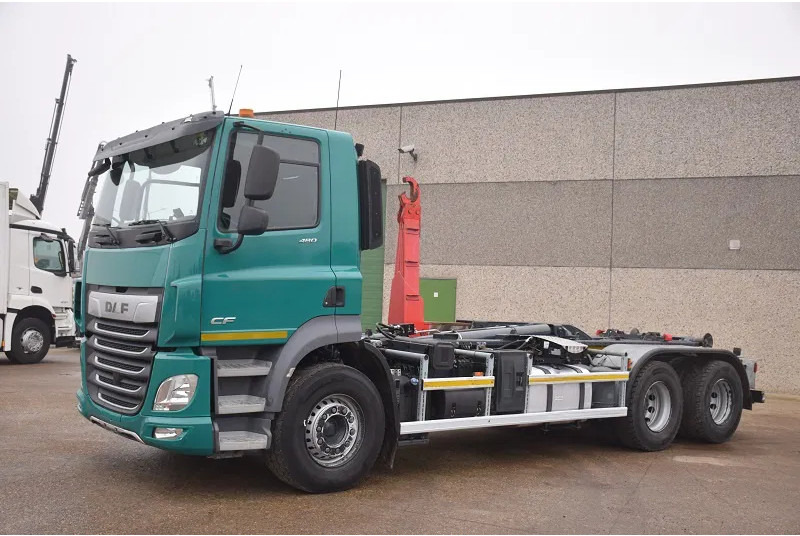 DAF CF 480 - Kamion s kukastom dizalicom: slika DAF CF 480 - Kamion s kukastom dizalicom DAF CF 480 - Kamion s kukastom dizalicom: slika DAF CF 480 - Kamion s kukastom dizalicom
