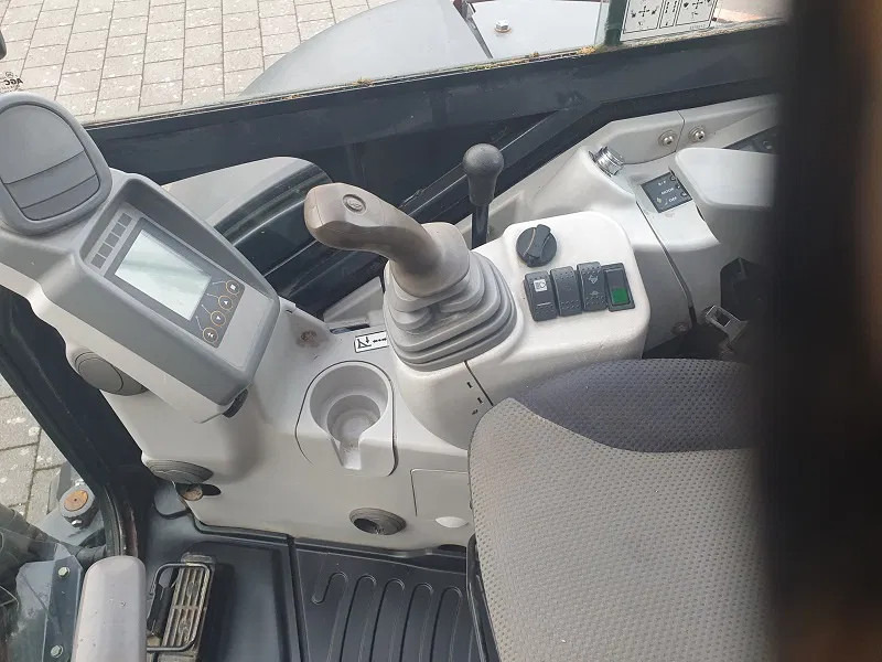 Hitachi ZX33U -5A -CLR - Mini bager: slika Hitachi ZX33U -5A -CLR - Mini bager Hitachi ZX33U -5A -CLR - Mini bager: slika Hitachi ZX33U -5A -CLR - Mini bager