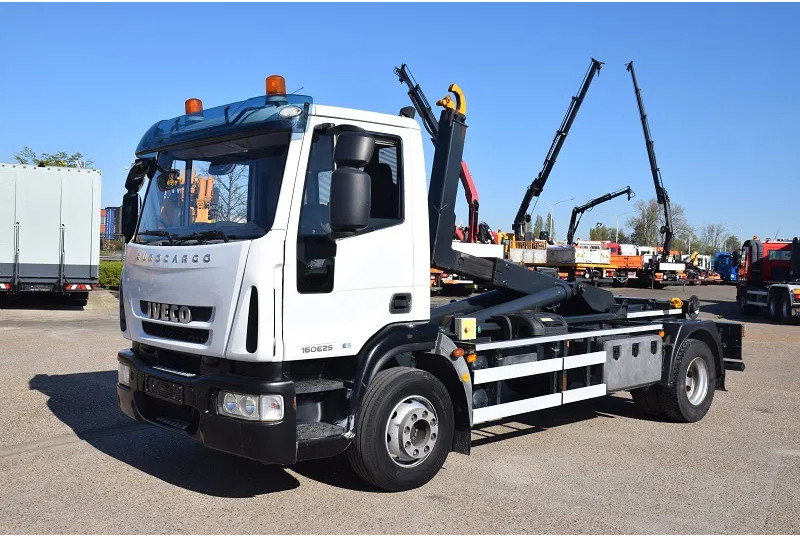 Iveco Iveco Eurocargo 160E25 - Kamion s kukastom dizalicom: slika Iveco Iveco Eurocargo 160E25 - Kamion s kukastom dizalicom Iveco Iveco Eurocargo 160E25 - Kamion s kukastom dizalicom: slika Iveco Iveco Eurocargo 160E25 - Kamion s kukastom dizalicom