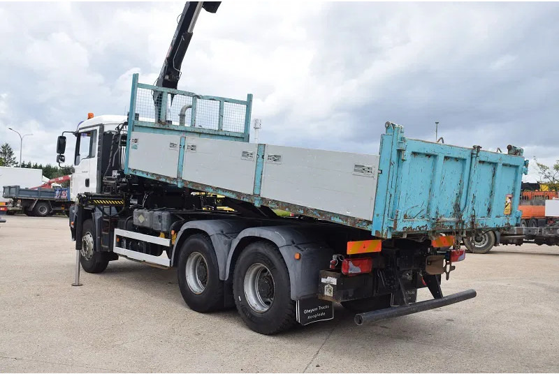 MAN TGA 26.320 - Kamion s kranom: slika MAN TGA 26.320 - Kamion s kranom MAN TGA 26.320 - Kamion s kranom: slika MAN TGA 26.320 - Kamion s kranom