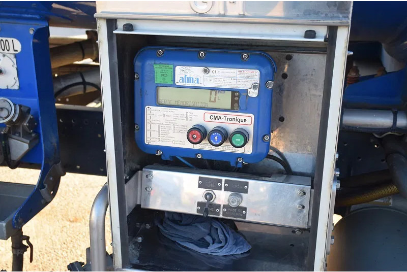 Kamion cisterna MAN TGM 26.340: slika Kamion cisterna MAN TGM 26.340 Kamion cisterna MAN TGM 26.340: slika Kamion cisterna MAN TGM 26.340