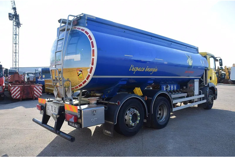 Kamion cisterna MAN TGM 26.340: slika Kamion cisterna MAN TGM 26.340 Kamion cisterna MAN TGM 26.340: slika Kamion cisterna MAN TGM 26.340