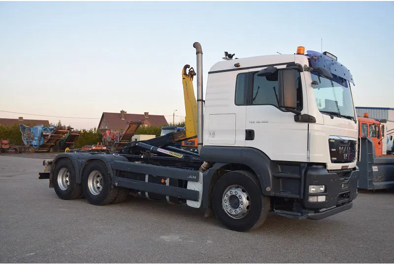 MAN TGS 26.400 - Kamion s kukastom dizalicom: slika MAN TGS 26.400 - Kamion s kukastom dizalicom MAN TGS 26.400 - Kamion s kukastom dizalicom: slika MAN TGS 26.400 - Kamion s kukastom dizalicom