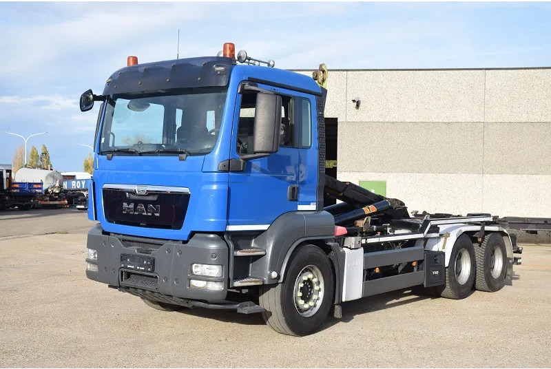 MAN TGS 26.440 - Kamion s kukastom dizalicom: slika MAN TGS 26.440 - Kamion s kukastom dizalicom MAN TGS 26.440 - Kamion s kukastom dizalicom: slika MAN TGS 26.440 - Kamion s kukastom dizalicom