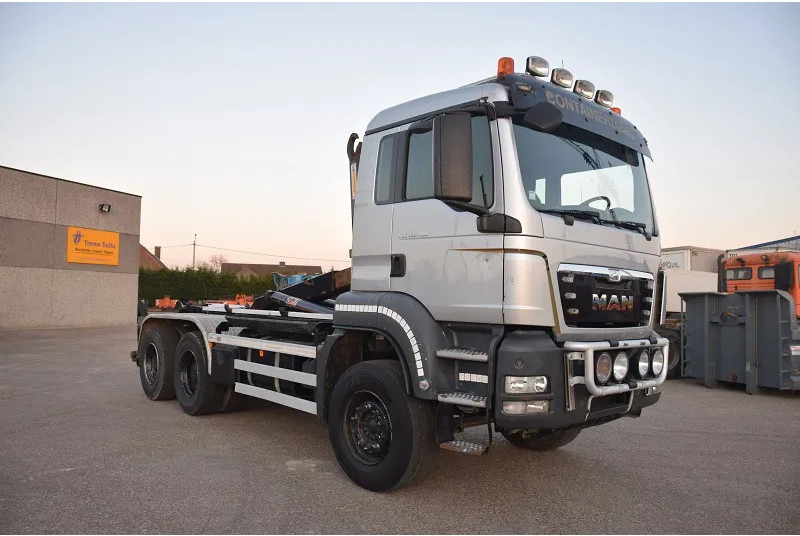 MAN TGS 33.400 - Kamion s kukastom dizalicom: slika MAN TGS 33.400 - Kamion s kukastom dizalicom MAN TGS 33.400 - Kamion s kukastom dizalicom: slika MAN TGS 33.400 - Kamion s kukastom dizalicom