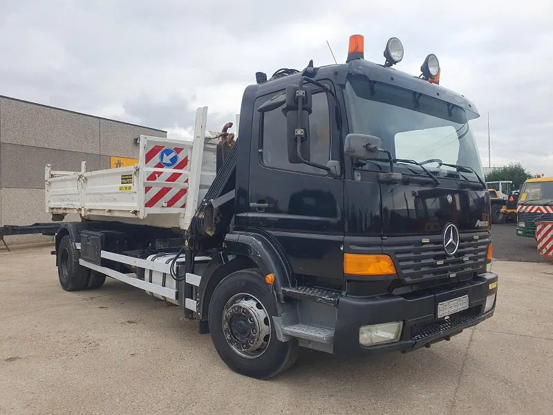 Mercedes-Benz Atego 1928 - Kamion s kranom: slika Mercedes-Benz Atego 1928 - Kamion s kranom Mercedes-Benz Atego 1928 - Kamion s kranom: slika Mercedes-Benz Atego 1928 - Kamion s kranom