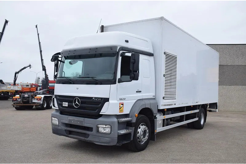 Mercedes-Benz Axor 1824 - Kamion sandučar: slika Mercedes-Benz Axor 1824 - Kamion sandučar Mercedes-Benz Axor 1824 - Kamion sandučar: slika Mercedes-Benz Axor 1824 - Kamion sandučar