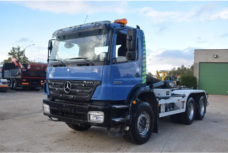 Mercedes-Benz Axor 2633 - Kamion s kukastom dizalicom: slika Mercedes-Benz Axor 2633 - Kamion s kukastom dizalicom Mercedes-Benz Axor 2633 - Kamion s kukastom dizalicom: slika Mercedes-Benz Axor 2633 - Kamion s kukastom dizalicom